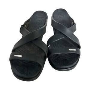 Women's Crocs Cyprus Iv Black Rubber  Casual chic Strappy Heel Slip-On Sandals 9